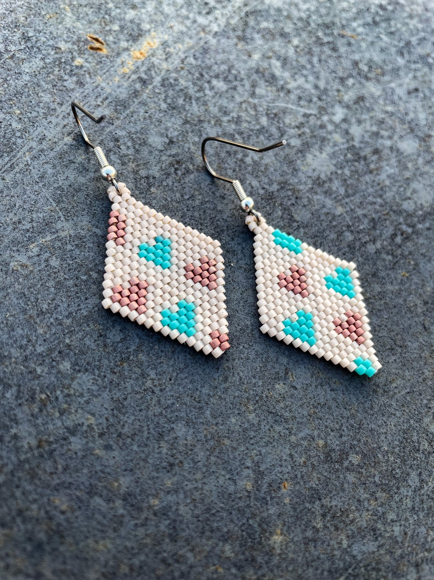 “Brooke” Pink and Turquoise Heart Beaded Earrings