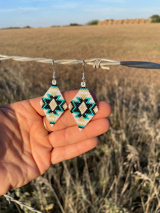 "Cora" Medium White and Turquoise Southwestern Beaded Earrings